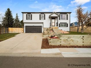 4612 Sullivan St, Cheyenne, WY 82009
