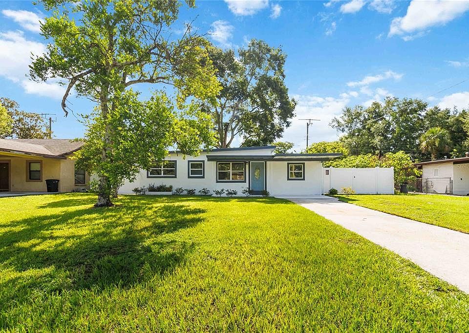 1st image of 115 HAYS DRIVE
