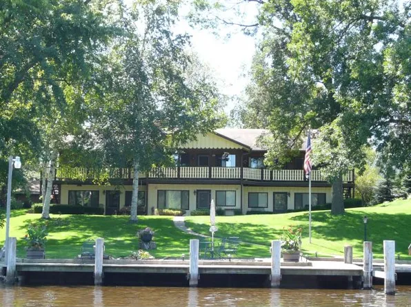 506 Wolf River Dr, Fremont, WI 54940