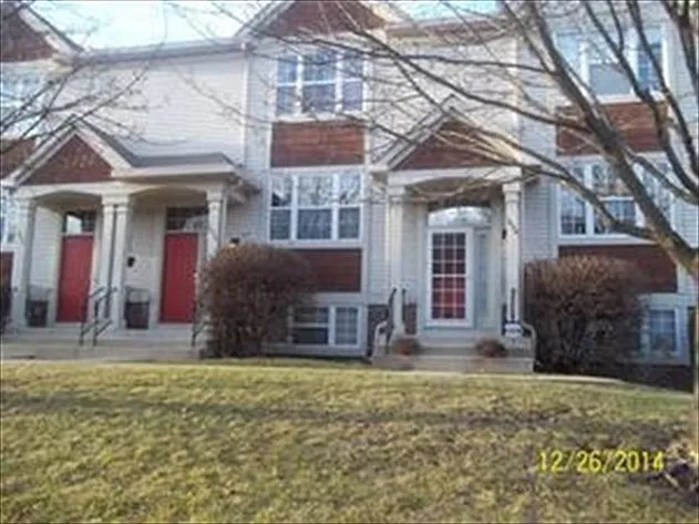 1622 Orchard Ct photo 1