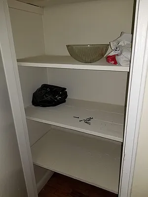 Rented by Max & Associates Realty Corp | media 19