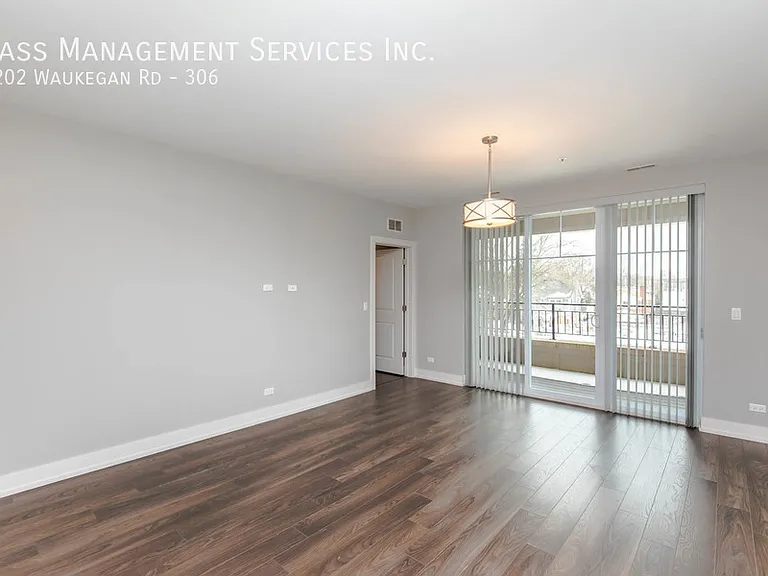 1202 Waukegan Rd, Glenview, IL — Photo 100