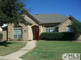 6920 Spring Valley Way, Fort Worth, TX 76132