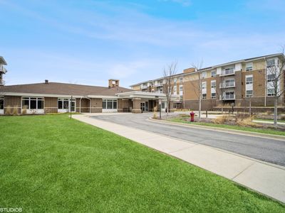 2150 Founders Dr #P107, Northbrook, IL, 60062