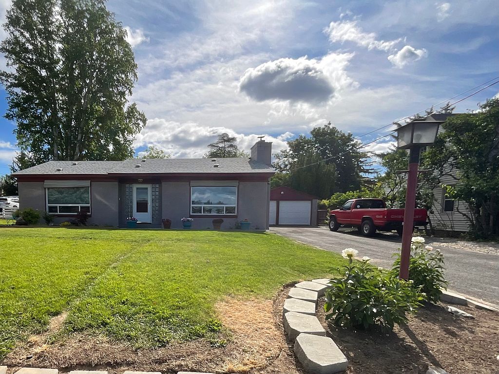 221 S 48th Ave - Property Image