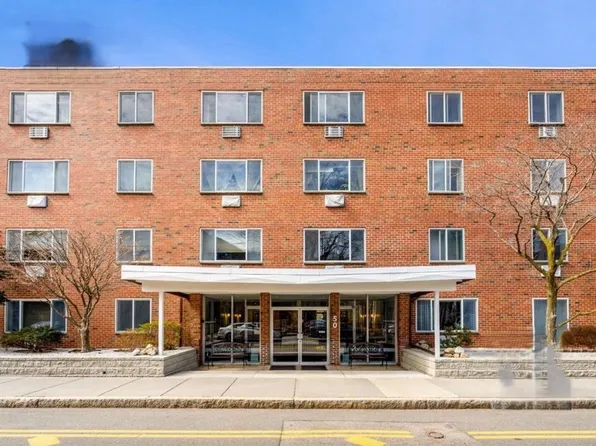 50 Green St, Brookline, MA