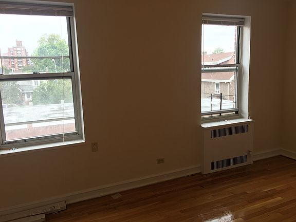 5th image of 70-01 113th St #04E0