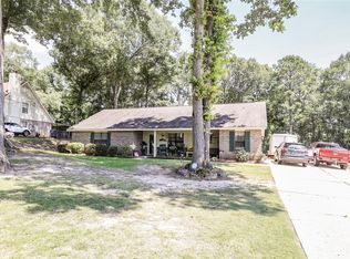 4871 Summit Dr, Millbrook, AL 36054