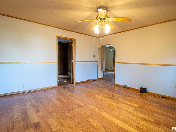 3rd image of 300 N Harshbarger St