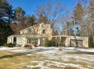 8 Pine Tree Cir, Pelham, MA 01002