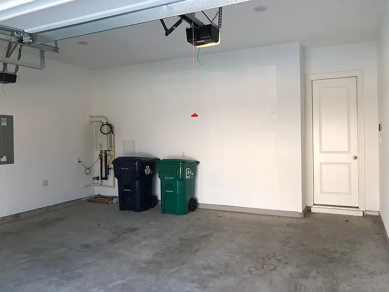 4516 Hammerstein Blvd — Photo 62