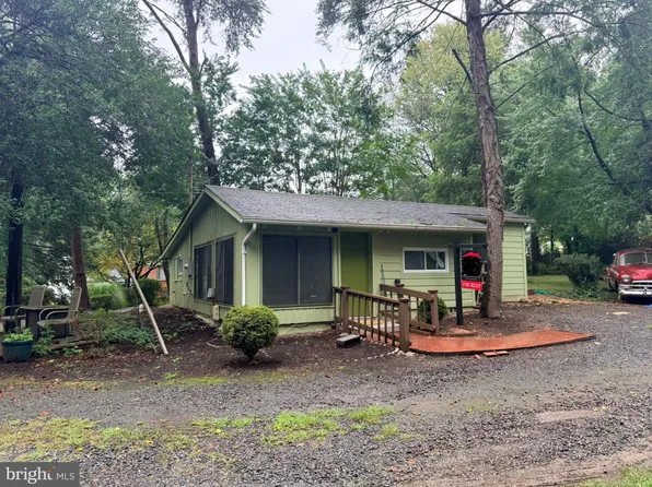 6048 Ramshorn Pl, Mc Lean, VA 22101
