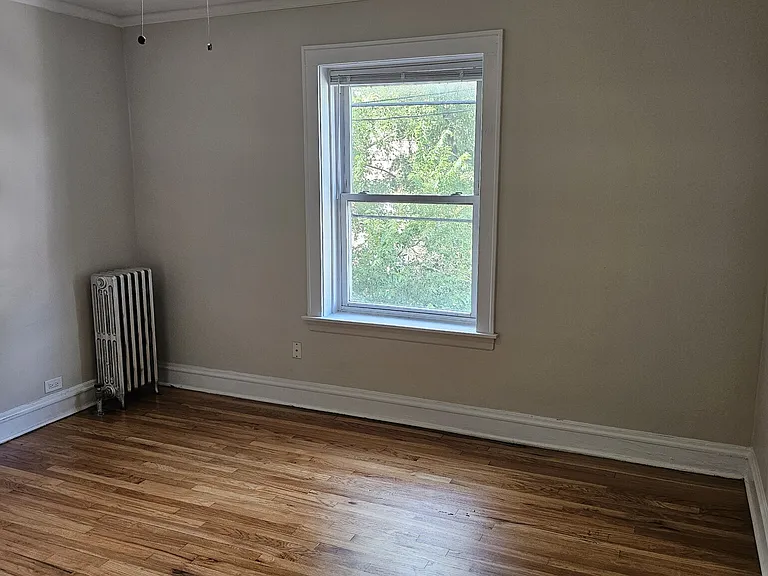 1934 W Estes Ave #1E — Photo 10