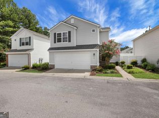 141 W Oaks Pl, Woodstock, GA 30188