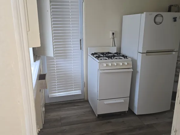 1172 Pittsfield Ln APT B, Ventura, CA 93001