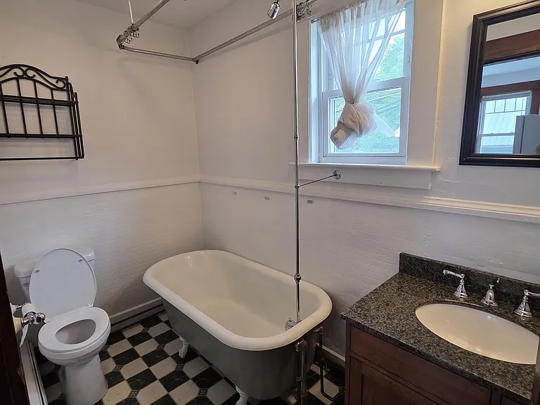 267 Main St — Photo 12