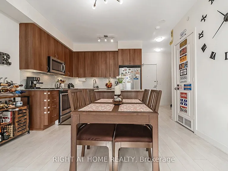 4655 Glen Erin Dr #206 — Photo 29