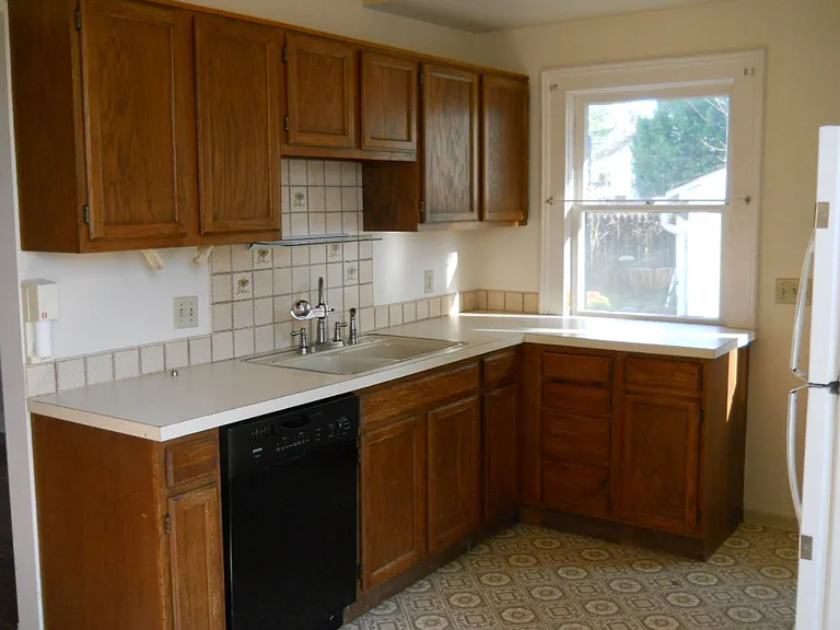 816 Madison St — Photo 6