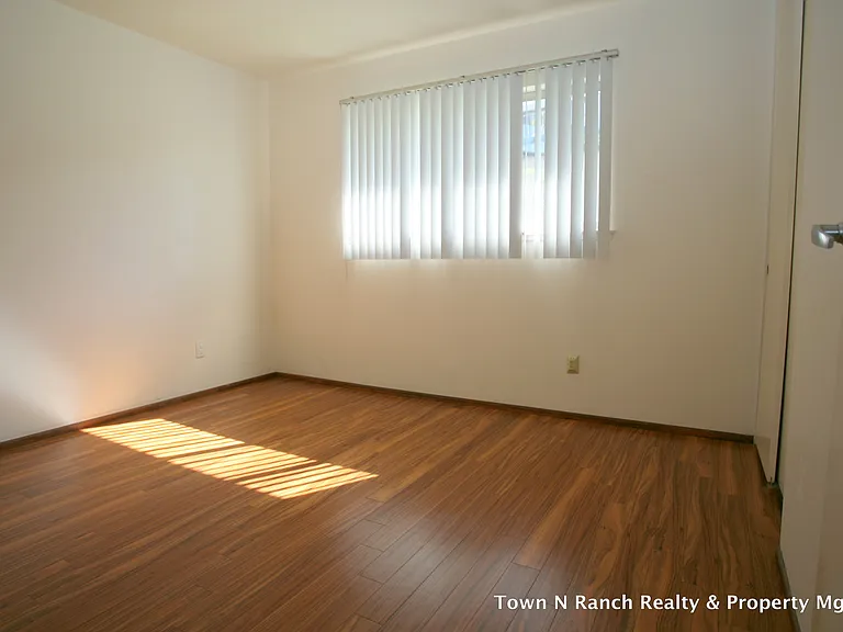 831 David Dr — Photo 6
