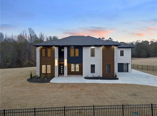 1530 Franklin Cir, Dacula, GA 30019