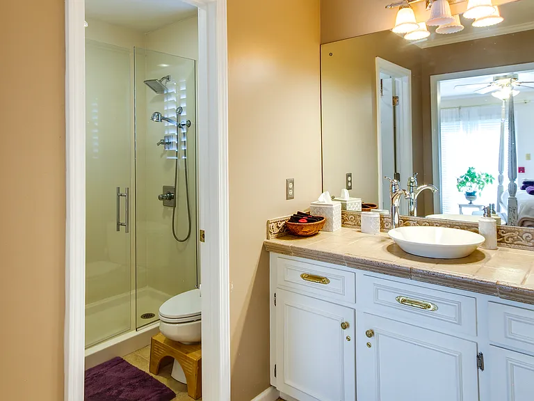 5846 Clubview Dr — Photo 5