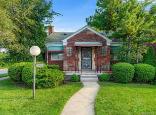 15405 Young St, Detroit, MI 48205