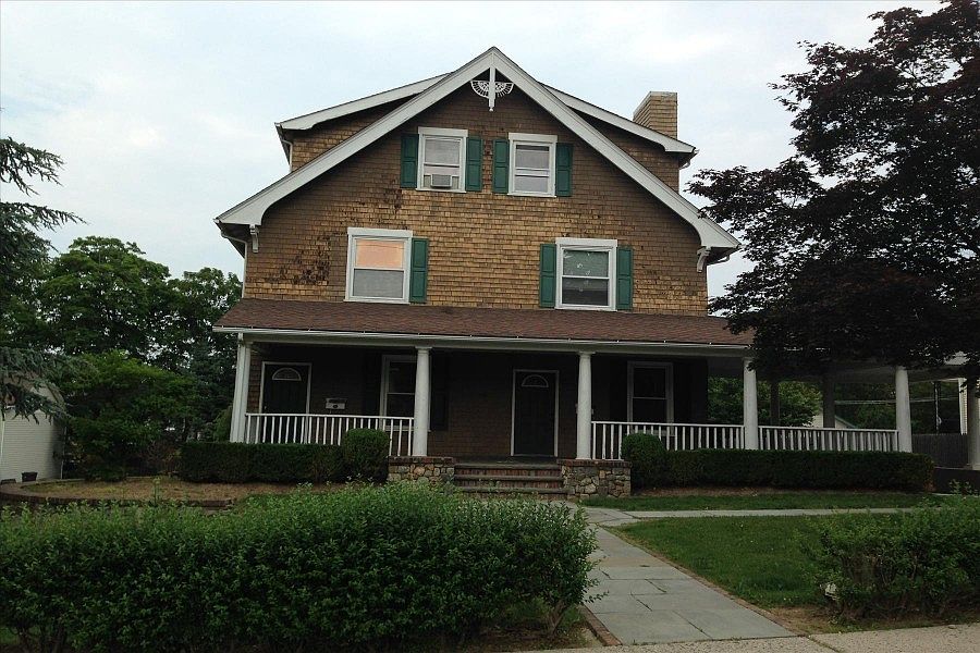 1st image of 49 Sterling Ave