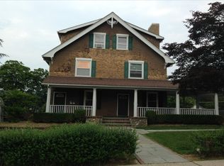 49 Sterling Ave, White Plains, NY 10606