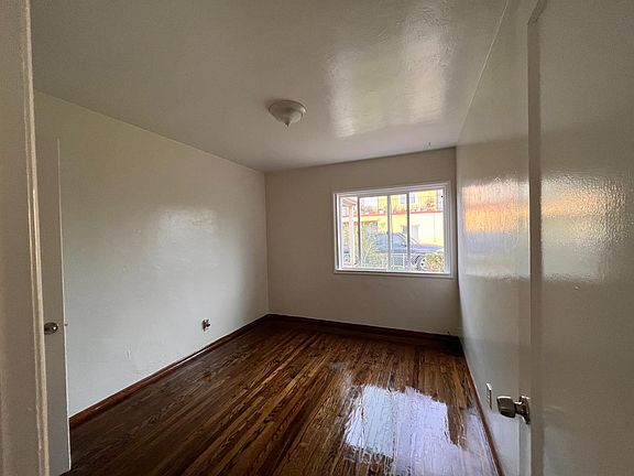 5th image of 2333 Gaynor Ave #2333