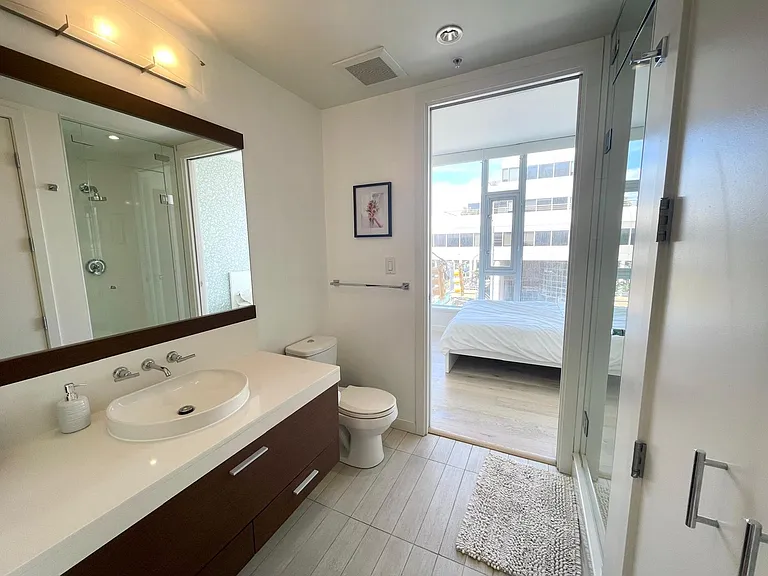 2528 Maple St #305 — Photo 14