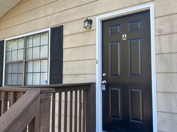 1210 W End Ave #A, East Ridge, TN 37412