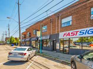 3511 Lake Shore Blvd W #1, Toronto, ON M8W 1N5