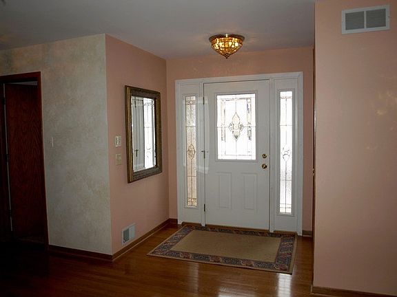 2nd image of 8784 Butterfield Ln