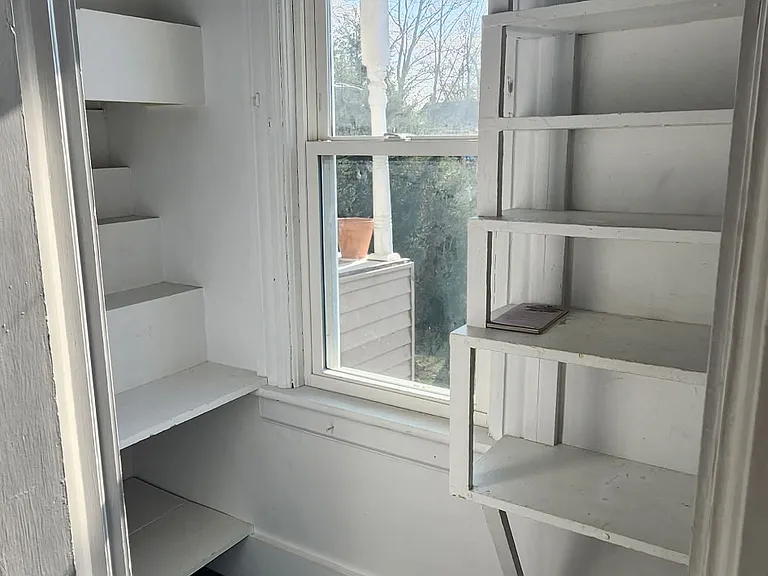 46 Lagrange Ave — Photo 5
