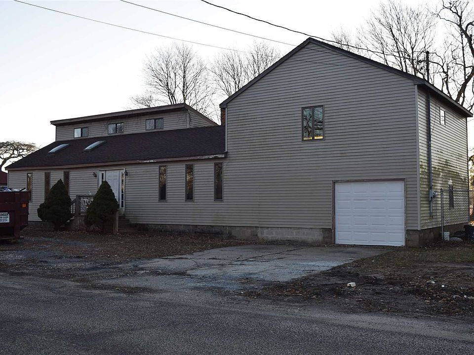 1st image of 130 Bayview Dr
