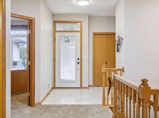 8865 Preserve Pl, Savage, MN 55378