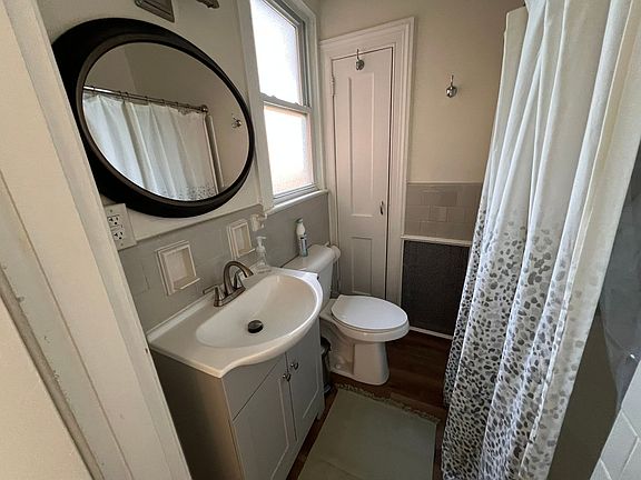 4th image of 151 Virginia Ave
