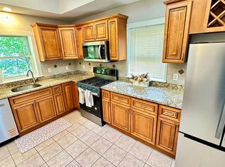 12 Madison St, Taunton, MA 02780