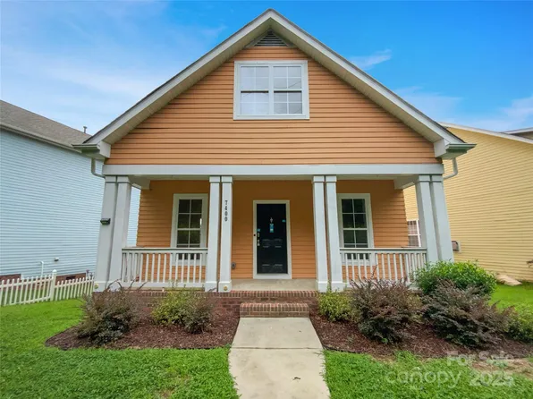 7400 Gilead Rd, Huntersville, NC 28078