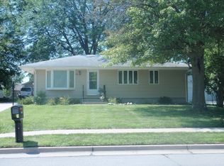 840 3rd St, Waukee, IA 50263