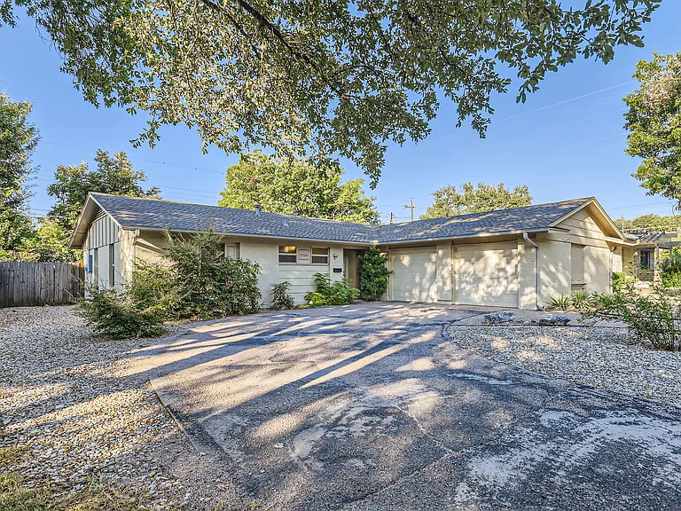 3309 Skylark Dr — Photo 1