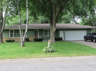 927 3rd Ave N, Sauk Rapids, MN 56379