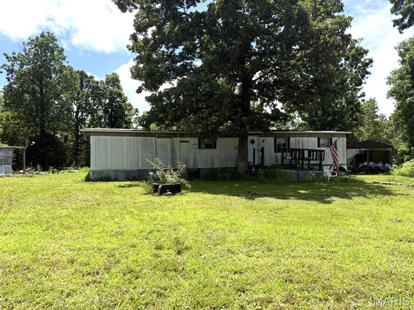 25750 Mountain Creek Ln, Lebanon, MO 65536