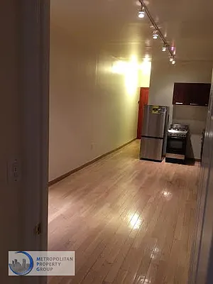 Rented by Metropolitan Property Group | media 14