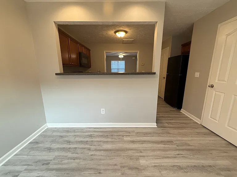 4026 Cody Dr — Photo 5