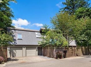 4187 SW Greenleaf Dr, Portland, OR 97221