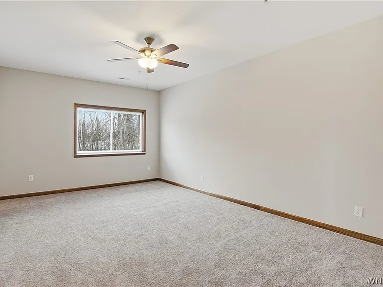 1130 Orchard Park Rd — Photo 18