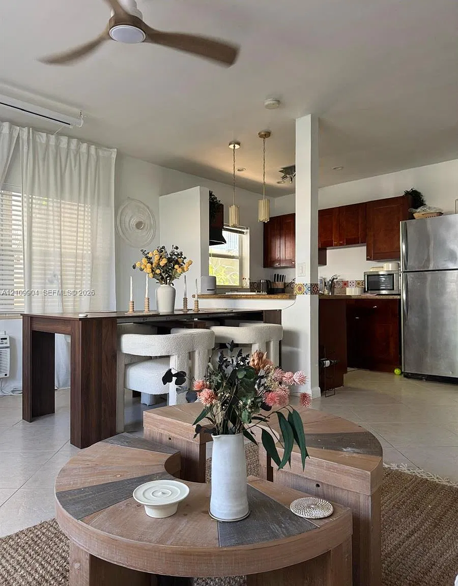 Concord House Inc Condo — Photo 3