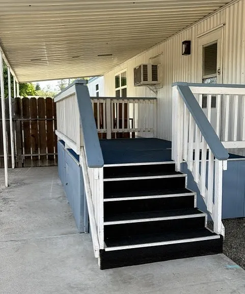 3931 Coffee Rd #12 — Photo 3