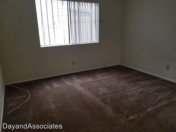 4th image of 3850 Redondo Beach Blvd APT 04
